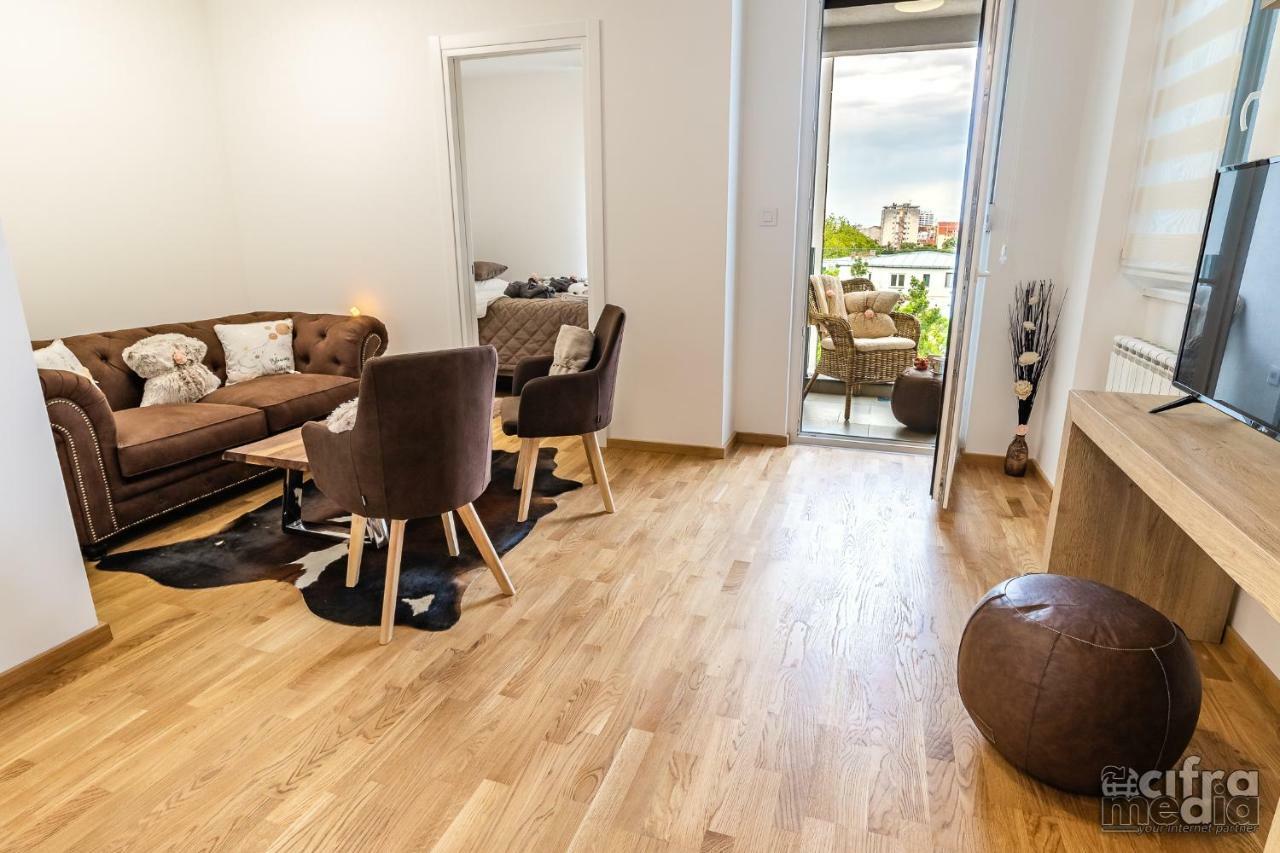 Apartmani Alexandar15 Novi Sad Bagian luar foto