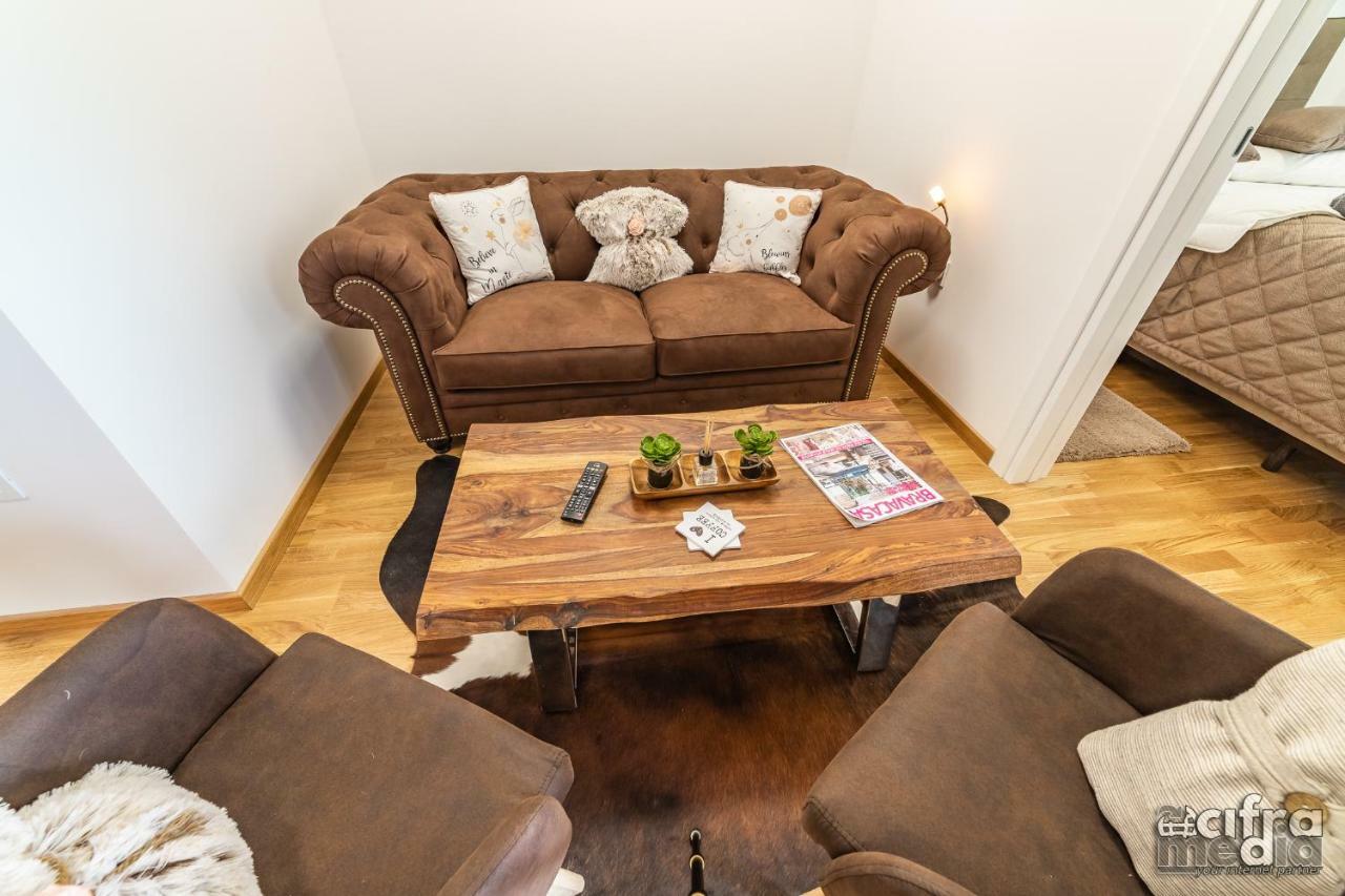 Apartmani Alexandar15 Novi Sad Bagian luar foto