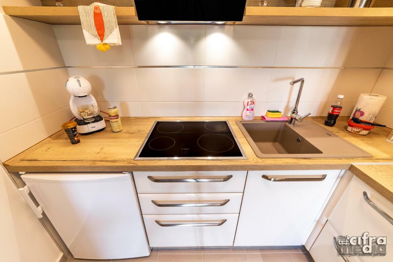 Apartmani Alexandar15 Novi Sad Bagian luar foto